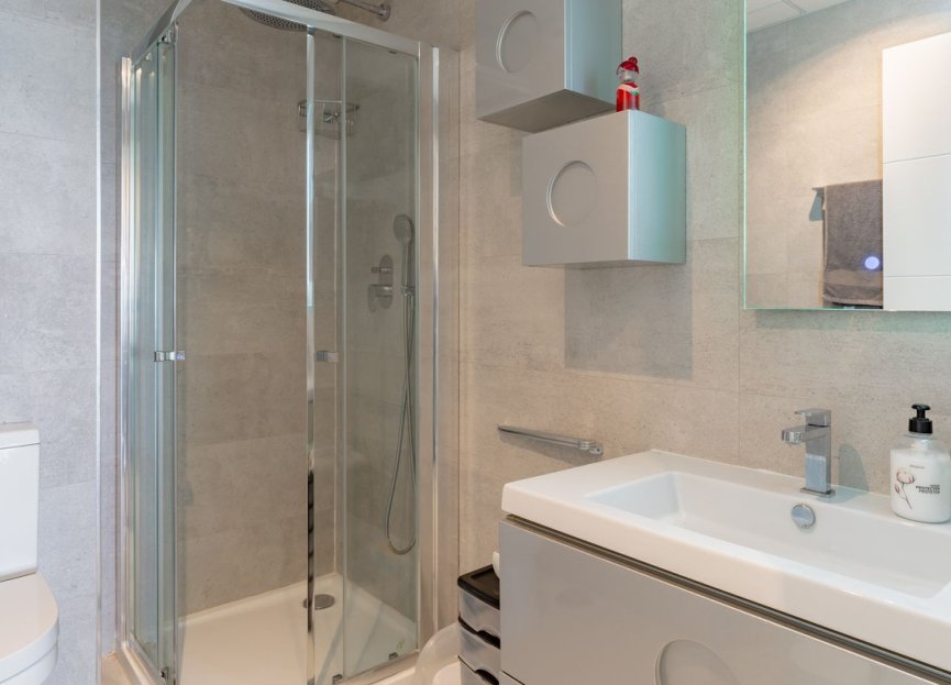 Resale - Ground floor apartment - Estepona - Estepona Centro