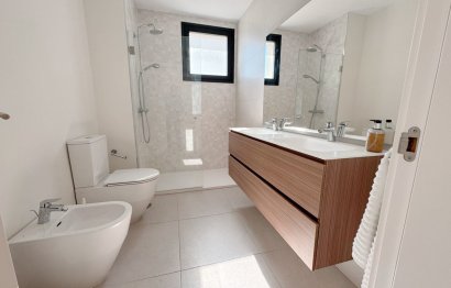 Resale - Apartment - Penthouse - Estepona - Estepona Centro