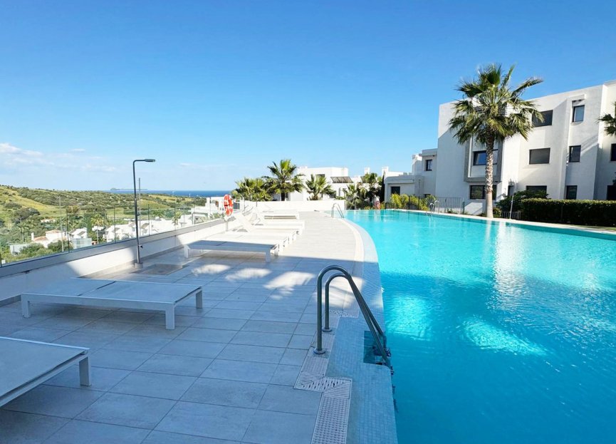 Resale - Apartment - Penthouse - Estepona - Estepona Centro