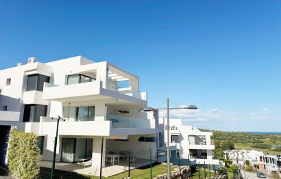 Resale - Apartment - Penthouse - Estepona - Estepona Centro