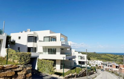 Resale - Apartment - Penthouse - Estepona - Estepona Centro