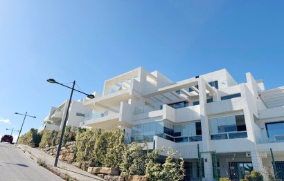 Resale - Apartment - Penthouse - Estepona - Estepona Centro