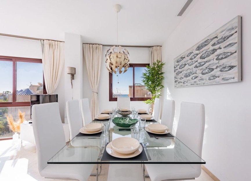 Resale - Apartment - Penthouse - Estepona - Costalita