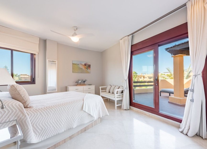 Resale - Apartment - Penthouse - Estepona - Costalita