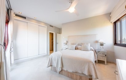 Resale - Apartment - Penthouse - Estepona - Costalita