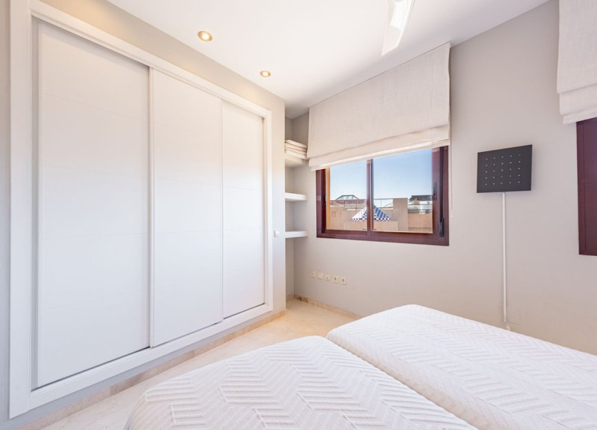 Resale - Apartment - Penthouse - Estepona - Costalita