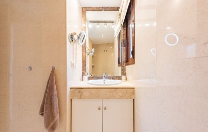 Resale - Apartment - Penthouse - Estepona - Costalita