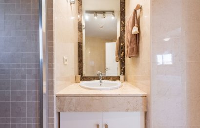 Resale - Apartment - Penthouse - Estepona - Costalita