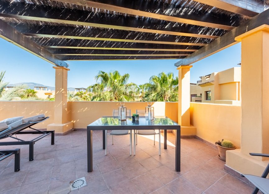 Resale - Apartment - Penthouse - Estepona - Costalita