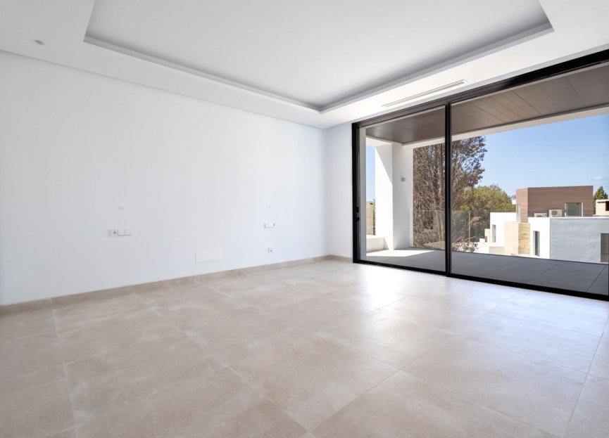 Resale - House - Detached Villa - Marbella - The Golden Mile