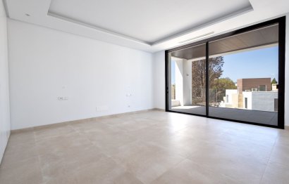 Resale - House - Detached Villa - Marbella - The Golden Mile