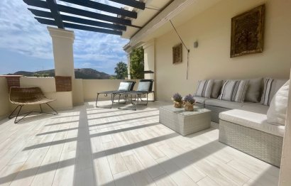 Resale - Apartment - Middle Floor Apartment - Benahavís - Benahavís Centro