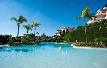 Resale - Apartment - Middle Floor Apartment - Benahavís - Benahavís Centro