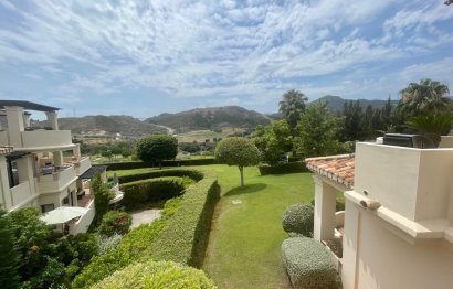 Resale - Apartment - Middle Floor Apartment - Benahavís - Benahavís Centro