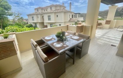 Resale - Apartment - Middle Floor Apartment - Benahavís - Benahavís Centro