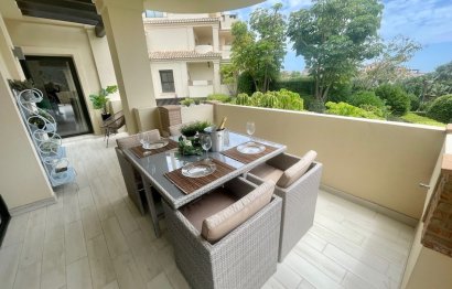 Resale - Apartment - Middle Floor Apartment - Benahavís - Benahavís Centro