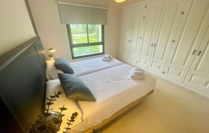 Resale - Apartment - Middle Floor Apartment - Benahavís - Benahavís Centro