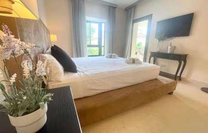 Resale - Apartment - Middle Floor Apartment - Benahavís - Benahavís Centro