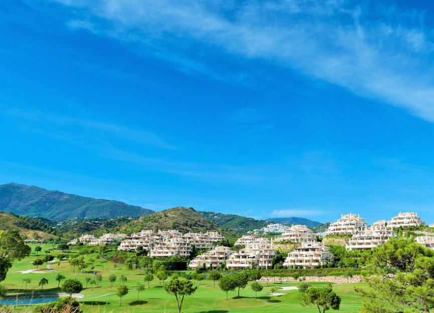 Resale - Apartment - Middle Floor Apartment - Benahavís - Benahavís Centro