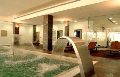 Resale - Apartment - Middle Floor Apartment - Benahavís - Benahavís Centro