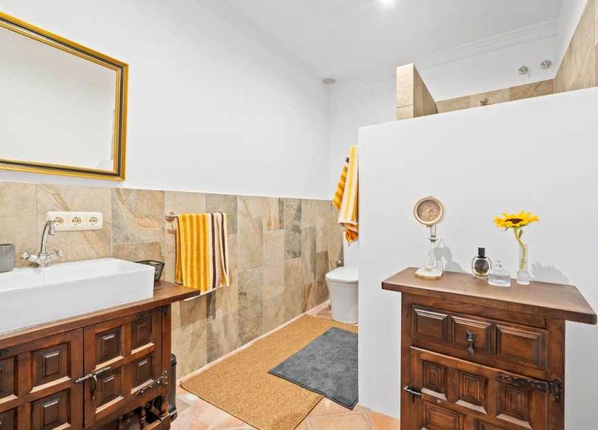 Reventa - House - Detached Villa - Benahavís - Benahavís Centro