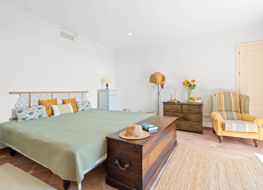 Reventa - House - Detached Villa - Benahavís - Benahavís Centro