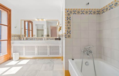 Reventa - House - Detached Villa - Benahavís - Benahavís Centro