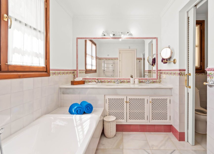 Reventa - House - Detached Villa - Benahavís - Benahavís Centro