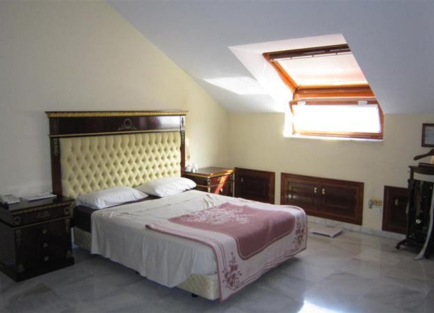 Resale - Apartment - Penthouse - Fuengirola - Fuengirola Centro