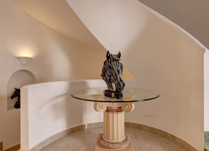 Resale - House - Detached Villa - Benahavís - Benahavís Centro