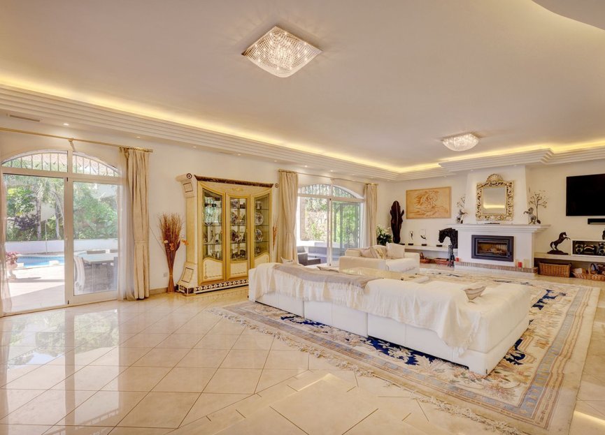 Resale - House - Detached Villa - Benahavís - Benahavís Centro