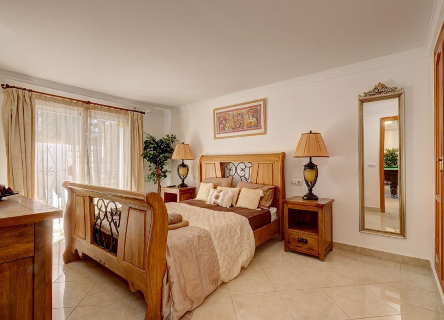 Resale - House - Detached Villa - Benahavís - Benahavís Centro