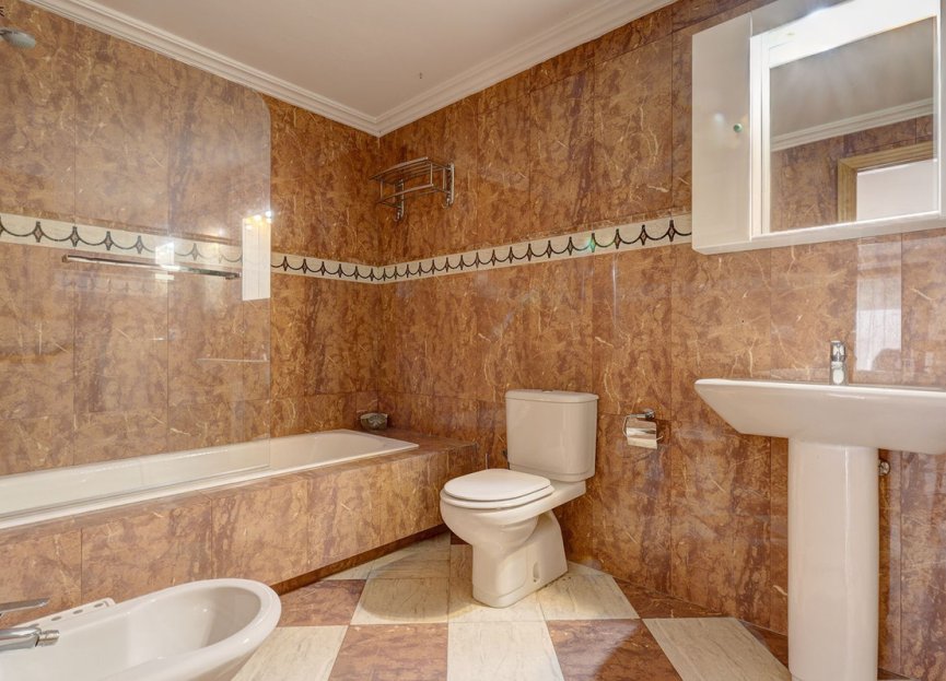 Resale - House - Detached Villa - Benahavís - Benahavís Centro