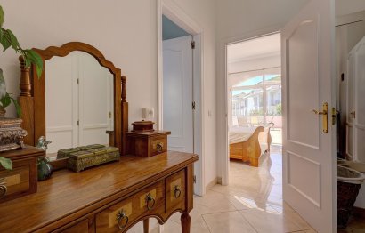 Resale - House - Detached Villa - Benahavís - Benahavís Centro