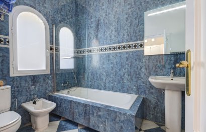 Resale - House - Detached Villa - Benahavís - Benahavís Centro