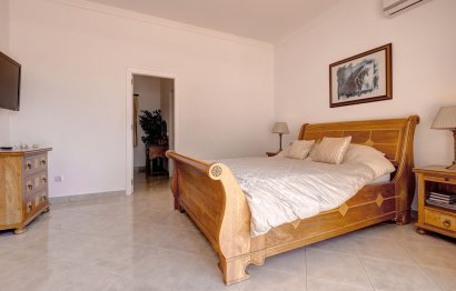 Resale - House - Detached Villa - Benahavís - Benahavís Centro