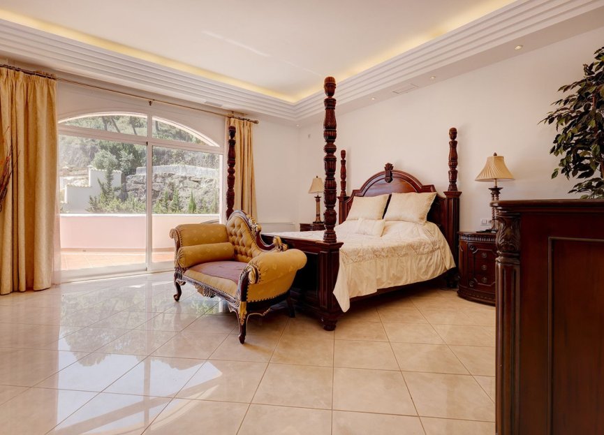 Resale - House - Detached Villa - Benahavís - Benahavís Centro