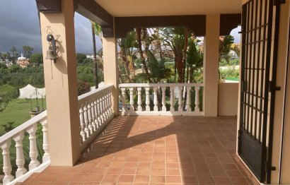 Resale - House - Detached Villa - Estepona - Selwo