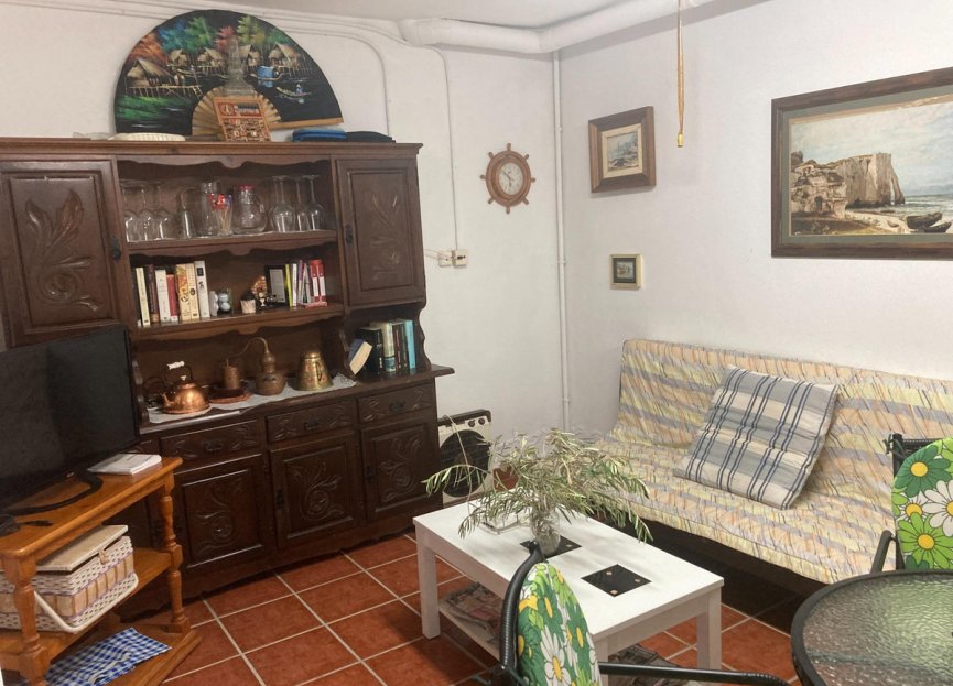 Resale - House - Detached Villa - Estepona - Selwo