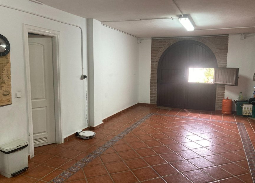 Resale - House - Detached Villa - Estepona - Selwo