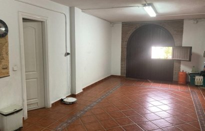 Resale - House - Detached Villa - Estepona - Selwo