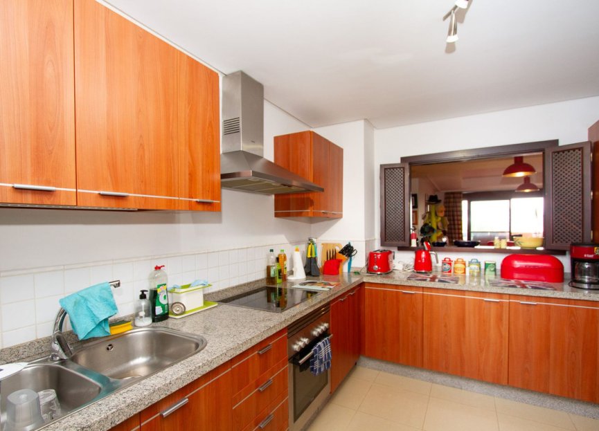 Resale - Ground floor apartment - Marbella - La Mairena