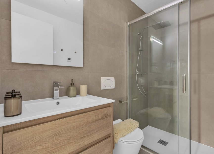 Resale - Apartment - Middle Floor Apartment - Fuengirola - Fuengirola Centro