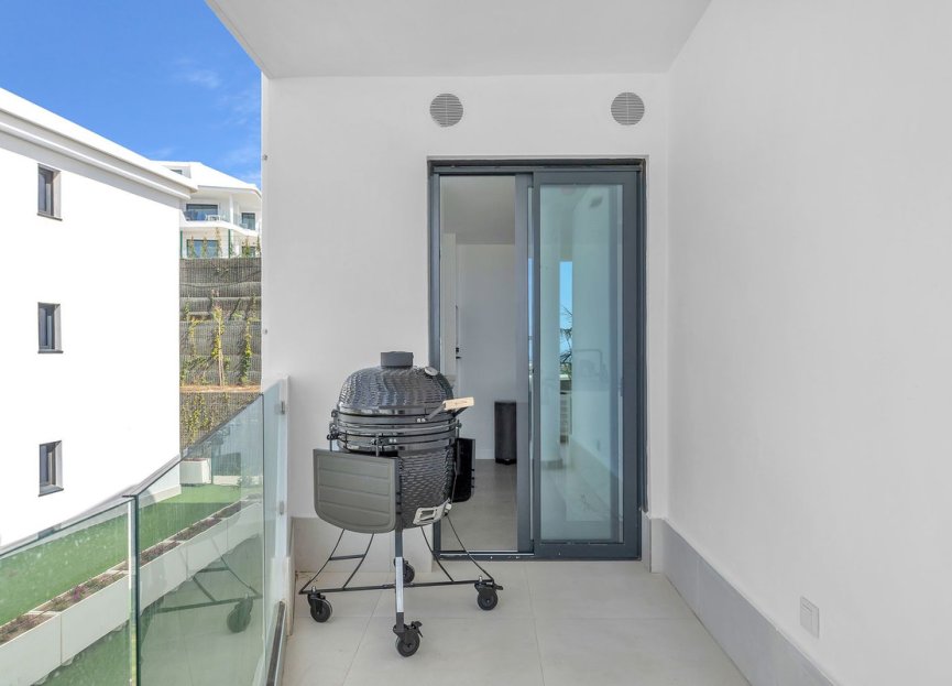 Resale - Apartment - Middle Floor Apartment - Fuengirola - Fuengirola Centro