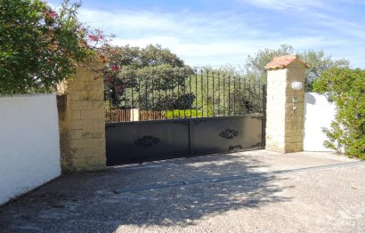 Resale - House - Finca - Cortijo - Alhaurín el Grande - Alhaurín el Grande Centro