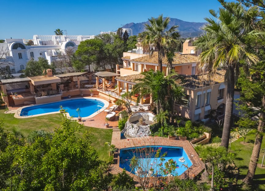 Resale - House - Detached Villa - Estepona - New Golden Mile