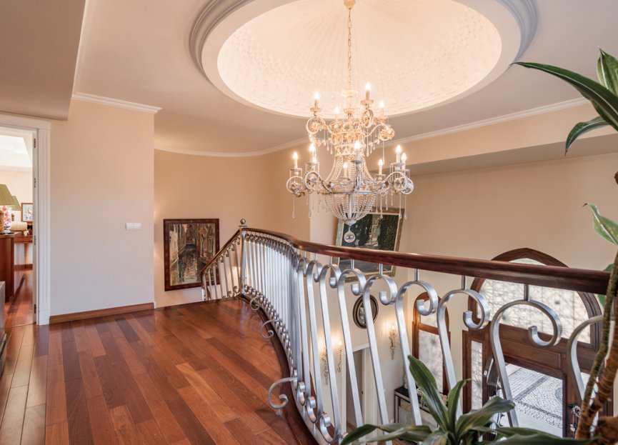 Resale - House - Detached Villa - Estepona - New Golden Mile