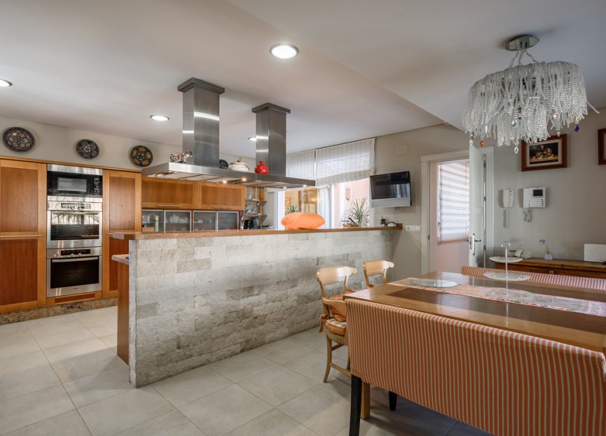 Resale - House - Detached Villa - Estepona - New Golden Mile