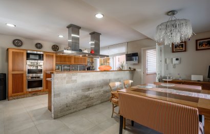 Resale - House - Detached Villa - Estepona - New Golden Mile