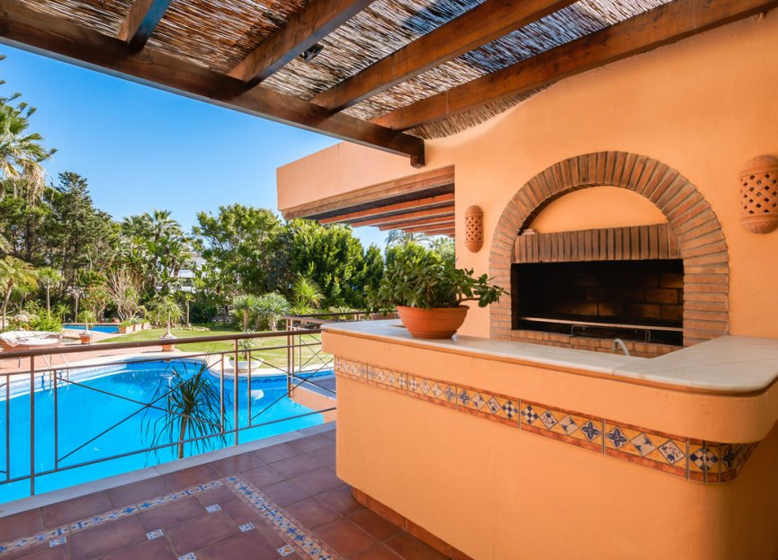 Resale - House - Detached Villa - Estepona - New Golden Mile